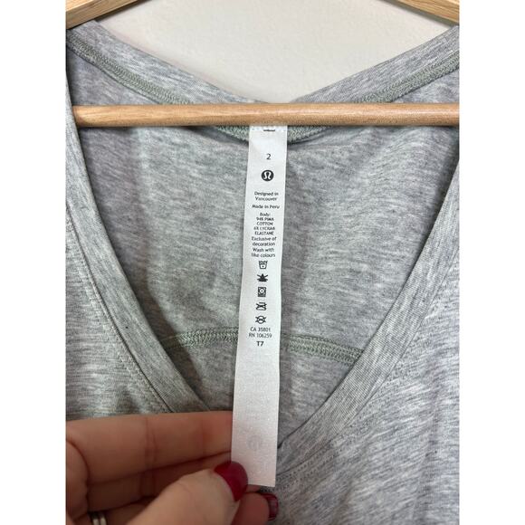 NEW Lululemon LA Tight To Body Ruched Sleeveless Gray Mini Dress Size: 2 - Picture 4 of 7